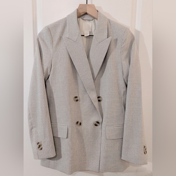 H&M Jackets & Blazers - H&M Houndstooth Double-Breasted Blazer Fully Lined Tan Gray Faux Pockets XS